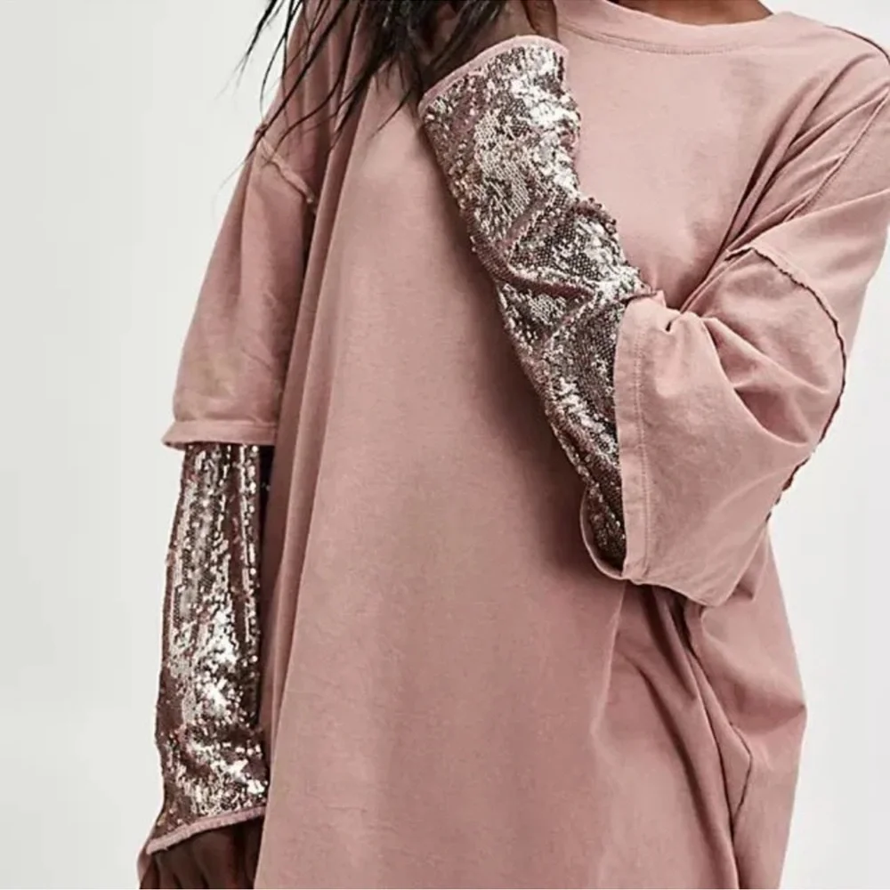 NWT FREE PEOPLE We The Free Mauve Nellie Sequin Twofer Top T Shirt SZ: S - Picture 5 of 9